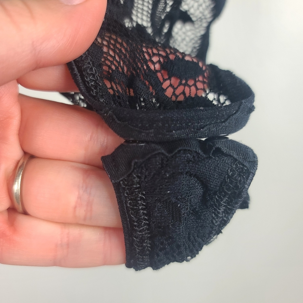 Vintage 90's Victoria’s Secret Black Stretch Lace Demi Teddy Bodysuit 36C - Picture 9 of 12